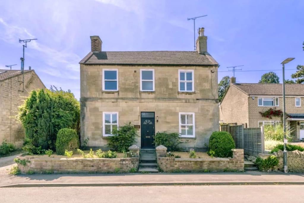 Luxury Cotswolds Cottage With Hot Tub Winchcombe Exterior photo